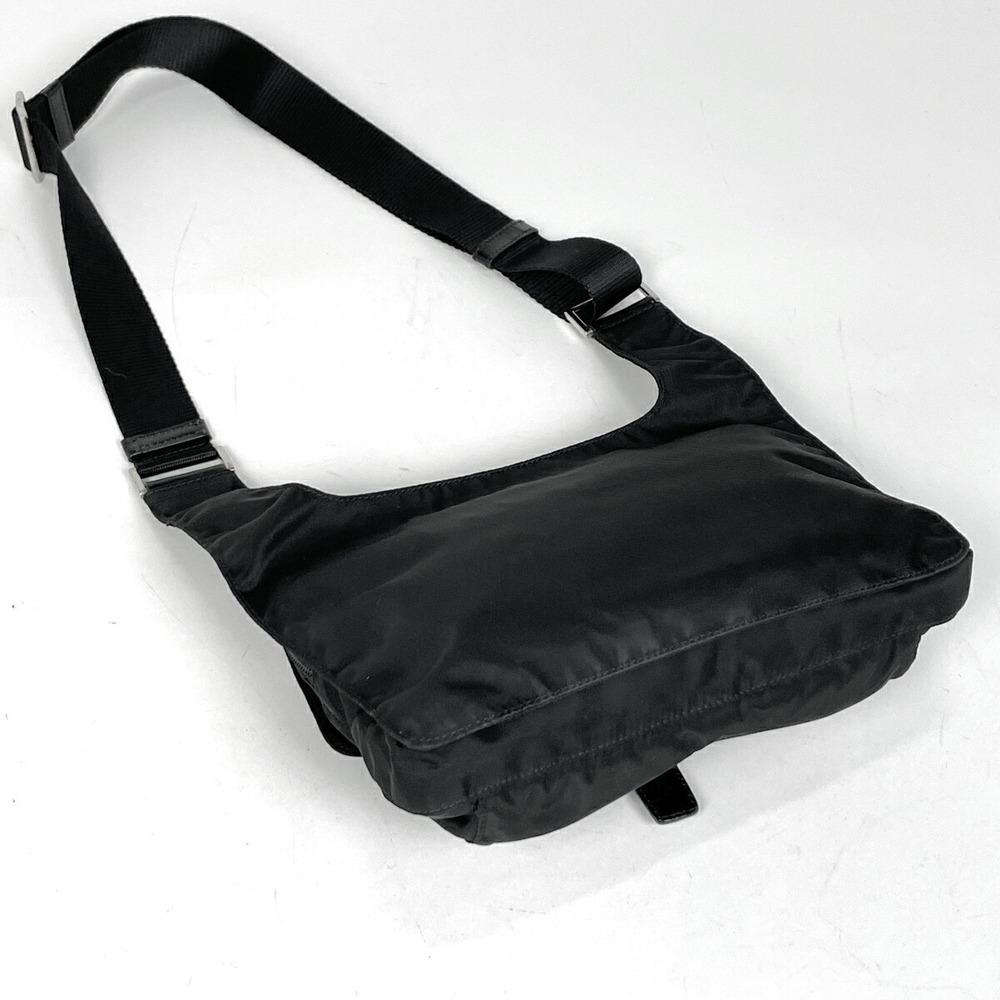 Prada Logo Plate Shoulder Bag Nero Black - Picture 2 of 7
